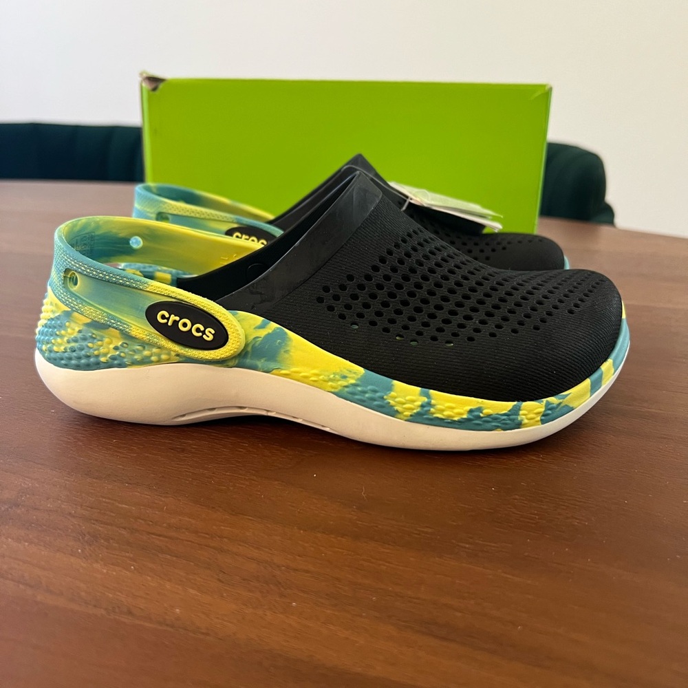 Kids CROCS Unisex Literide 360 Marbled Clog, NEW IN BOX, Size J4